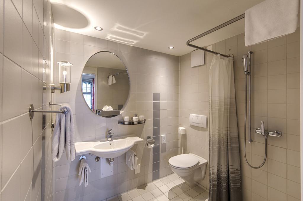 Romantik Hotel Baeren Duerrenroth Стая снимка