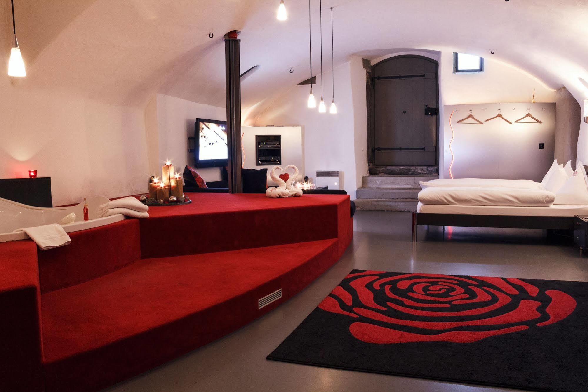 Romantik Hotel Baeren Duerrenroth Екстериор снимка